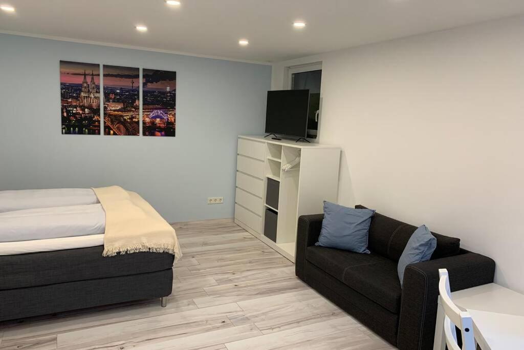 Modern Renovated Apartment Suited For Business Consultants - In Close Distance To Dt, Dhl And Un Campus - Reserved Parking บอนน์ ภายนอก รูปภาพ