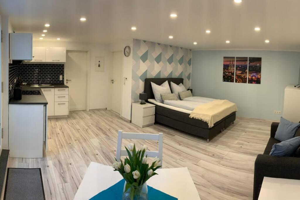 Modern Renovated Apartment Suited For Business Consultants - In Close Distance To Dt, Dhl And Un Campus - Reserved Parking บอนน์ ภายนอก รูปภาพ