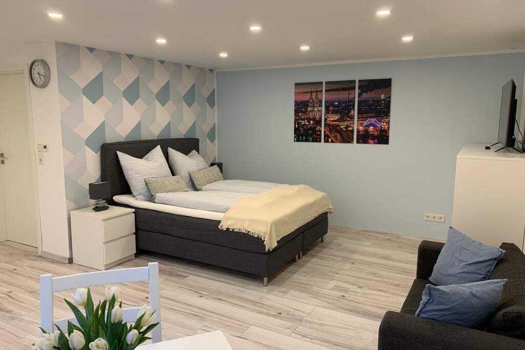 Modern Renovated Apartment Suited For Business Consultants - In Close Distance To Dt, Dhl And Un Campus - Reserved Parking บอนน์ ภายนอก รูปภาพ